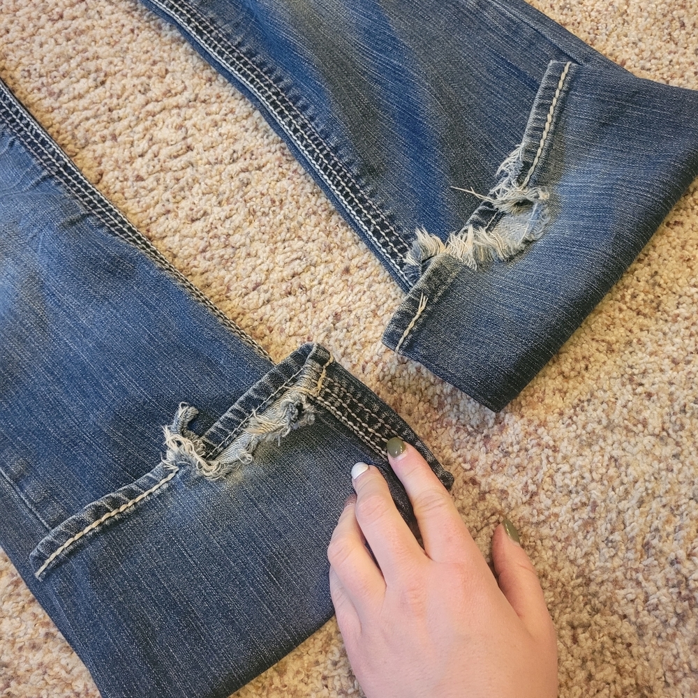 Jeans - Picture 2 of 4